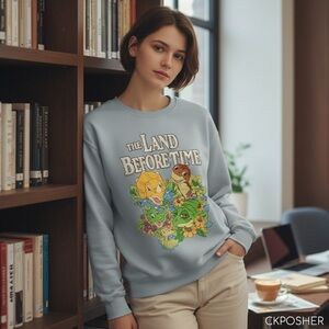 🔥LIMITED STOCK!🔥 Land Before Time Graphic Crew Sweatshirt Women’s Girls Retro